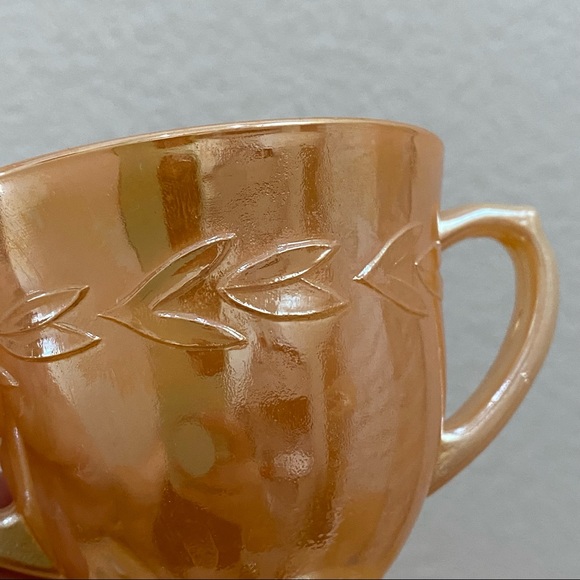 Vintage 1950’s Fire King Peach Lusterware Laurel Wreath Sugar & Creamer Set - Picture 8 of 10